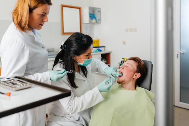 Best Mobile Emergency Dentist in Fairland, MD